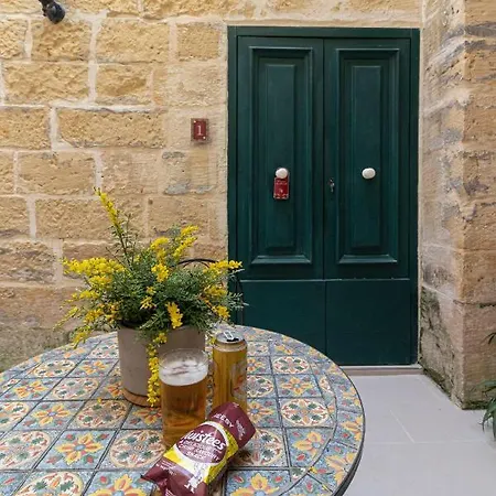 Casa Ricca Bed & Breakfast 4*
